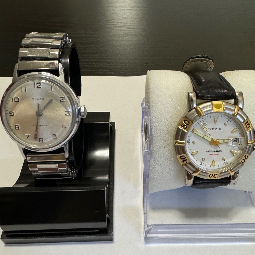 2 vintage Watches